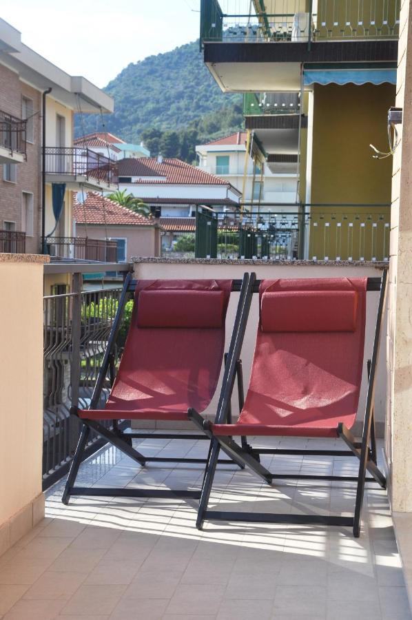 Viale Repubblica 307 6 Apartment Pietra Ligure Bagian luar foto
